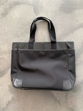 Gucci - Black Tote bag - Handbag 15”x14”
(Jul 026)